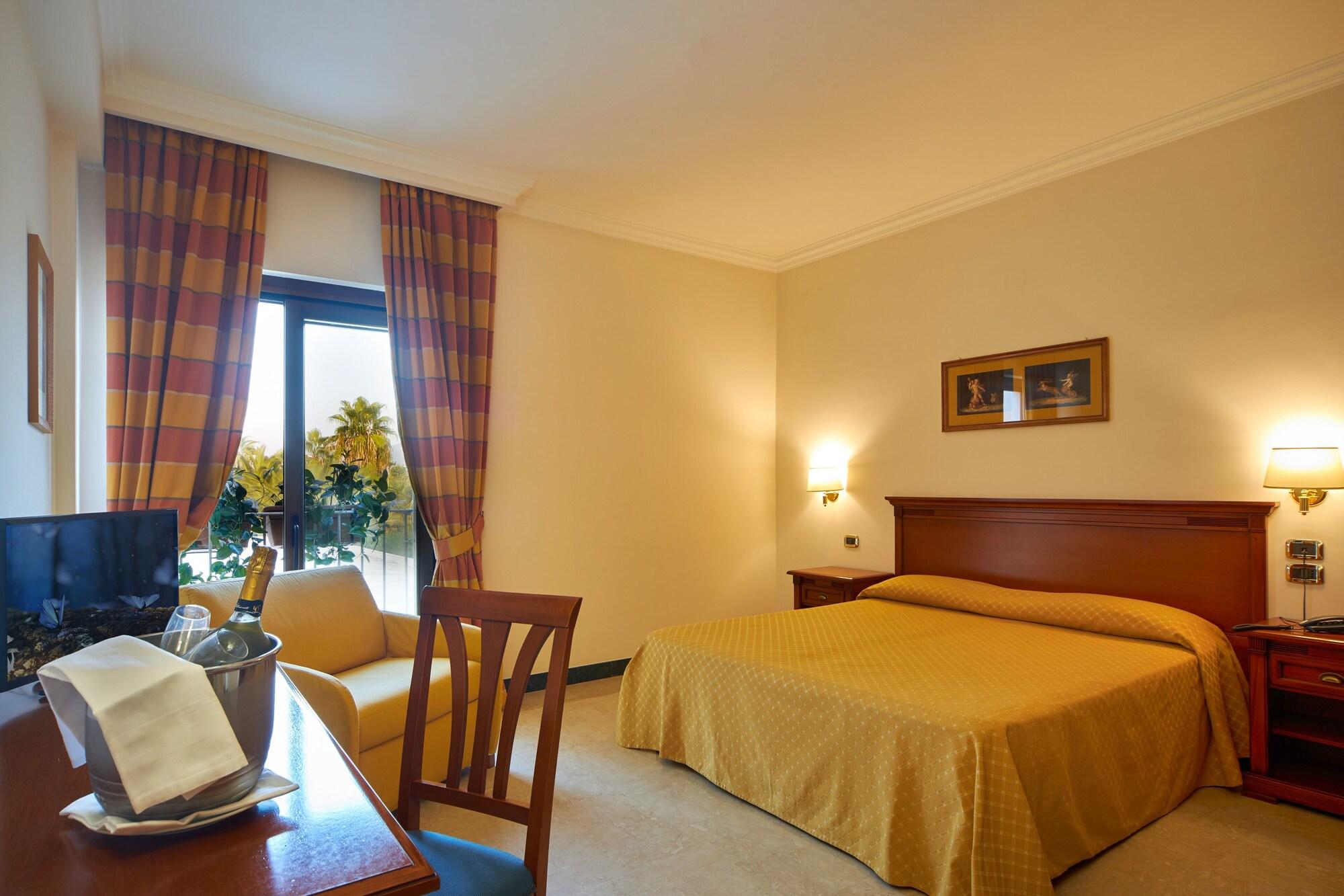 פסטום Minerva Resort Hotel מראה חיצוני תמונה